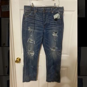 American Eagle Distressed Tomgirl Jeans